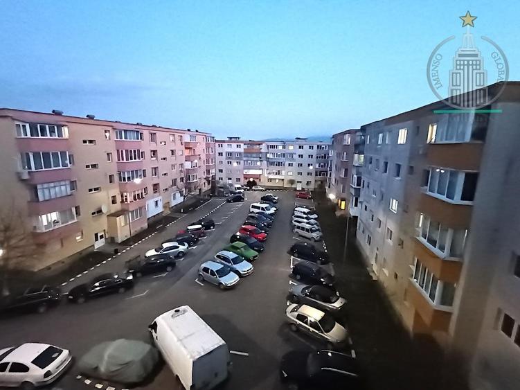 Comision 0% Apartament 3 camere decomandat si renovat  in Codlea - 13