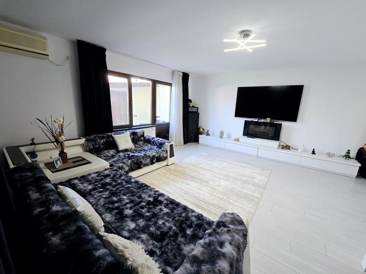 Vila tip duplex MOBILATA SI UTILATA - 4 camere - 2 bai - str asfaltata - 3