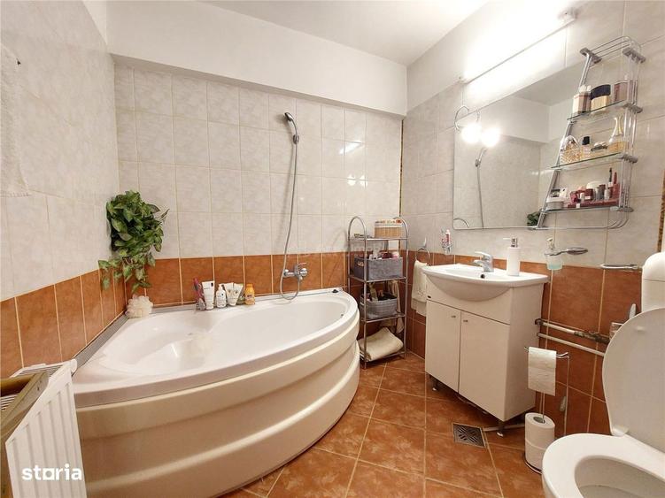 4 camere,decomandat, 92 mp, etaj 7, loc parcare, Centru -Unirii - 7