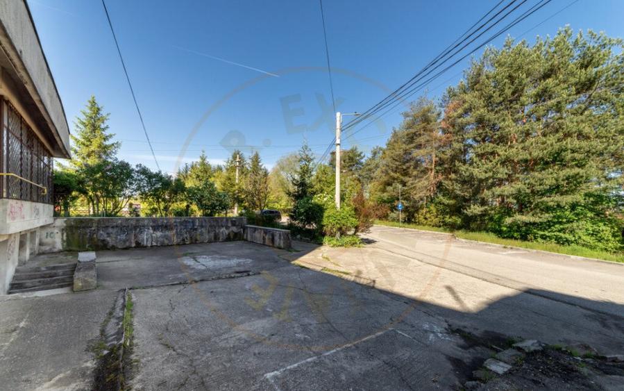 Inchiriere spatiu de depozitare 247 mp, curte 158 mp, Campul - 24