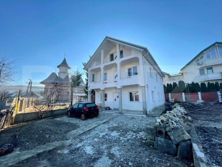 Casa de 311 mp utili, 3 nivele, 862 mp teren, zona Bucium - 16