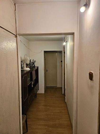 Apartament cu 3 camere decomandat,zona apusului sector 6. - 2