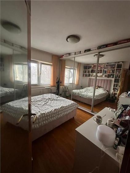 MIRCEA CEL BATRAN - ETAJ 1 - DECOMANDAT - 3 CAMERE - 1