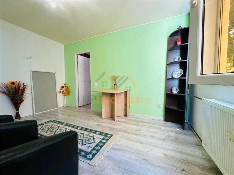 GARSONIERA, ETAJUL 2, ZONA ROGERIUS - 6