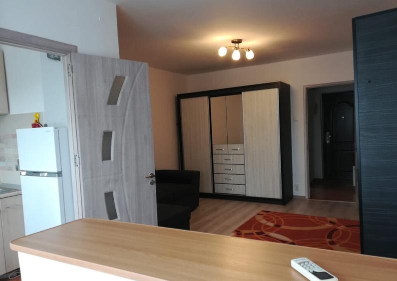 Inchiriez garsoniera confort I zona parc Brancu?i-Titan - 8