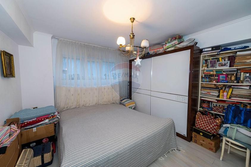 Apartament deosebit 3 camere, decomandat, vanzare, 100mp curte proprie - 25