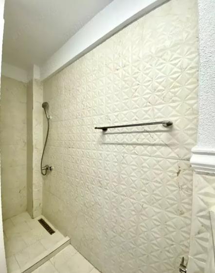 Mamaia nord-apartament 2 camere decomandat mobilat - 8