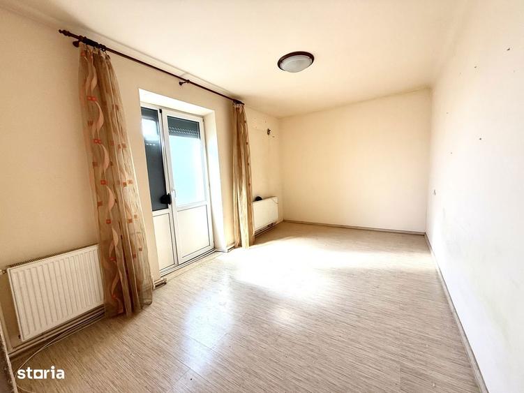 2 Camere Decomandat Garii Etaj 2 - 3