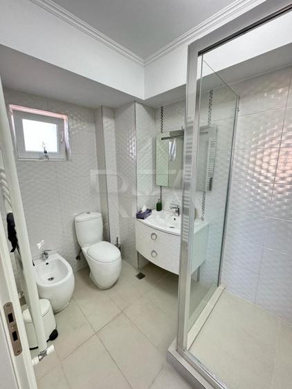 Duplex DOROBANTI 6 camere, plus terasa 13 mp  deja inchiriat RANDAMENT 5% - 15