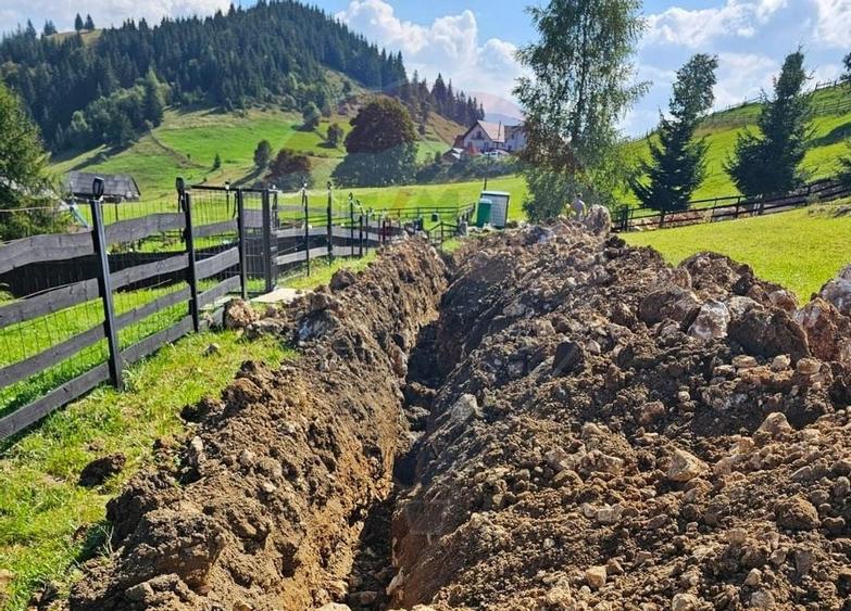 Teren la inaltime, 1034mp, Fundata- cea mai inalta localitate din tara - 14