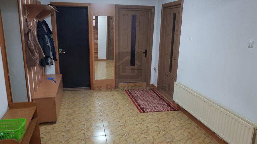 Proprietate deosebita in Targu Neamt - posibiltate transformare pensiune - 33