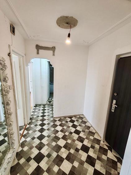 Apartament de vanzare - 4