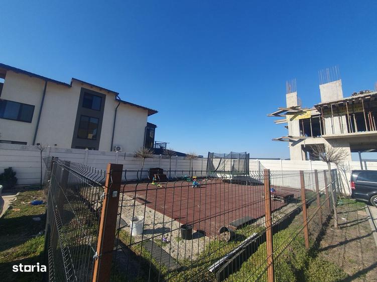 Vand apartament cu, curte - 4
