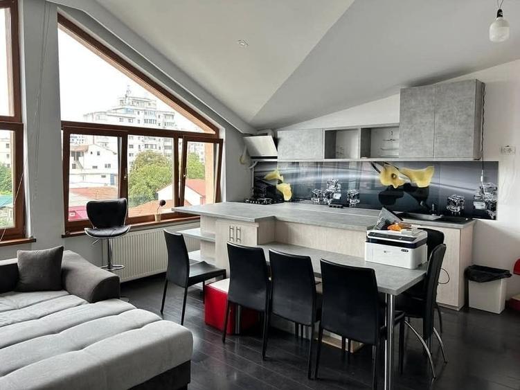 Apartament 4 camere- zona Inel2 - 1