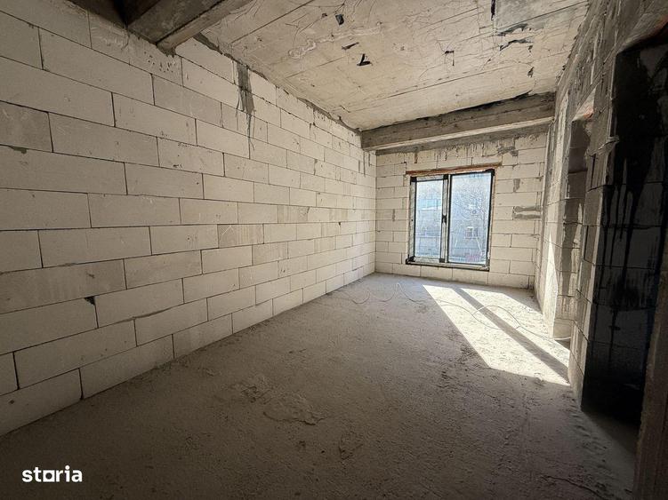 Casa moderna P+1E, structura solida si izolatie fonica. - 8