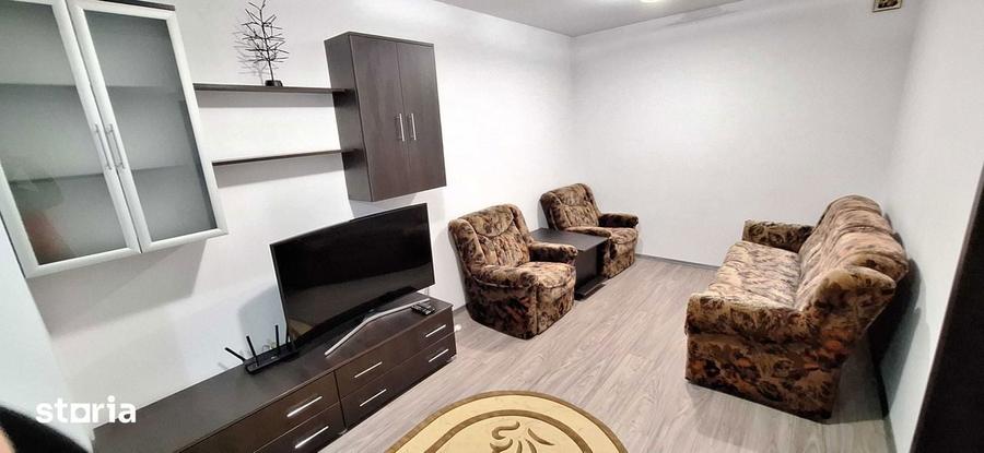 Apartament cu 3 camere decomandat, mobilat în Păcurari