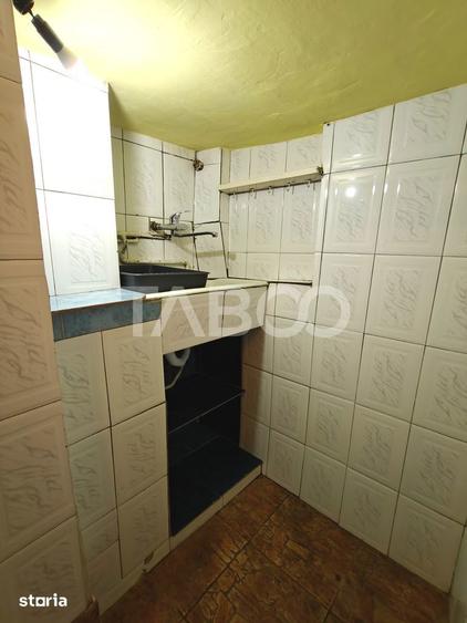 Casă cu 3 camere cu Canalizare în Turnișor