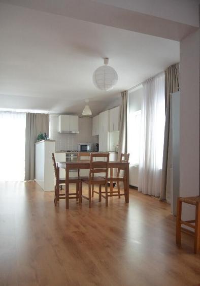 Busteni-Apartament cu trei camere,mobilat si utilat - 6