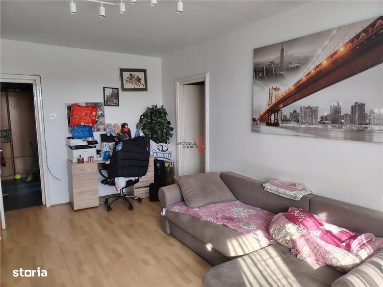 Apartament cu 2 camere semidecomandat în Iancului