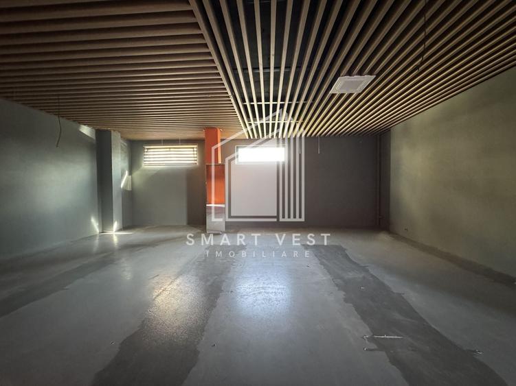 Spațiu comercial, de 250 mp, în Semicentral