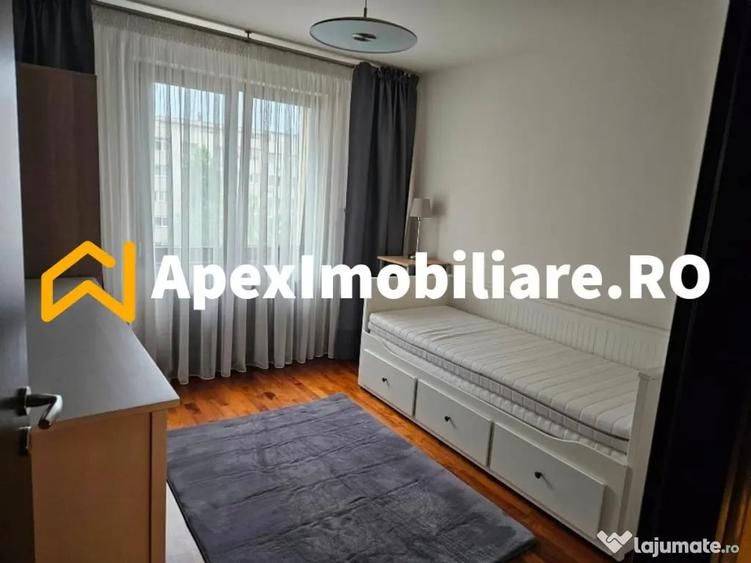 Apartament cu 3 camere decomandat în Dristor