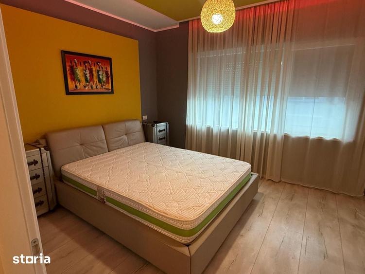 Casă cu 4 camere cu Teren 300 Mp în Central