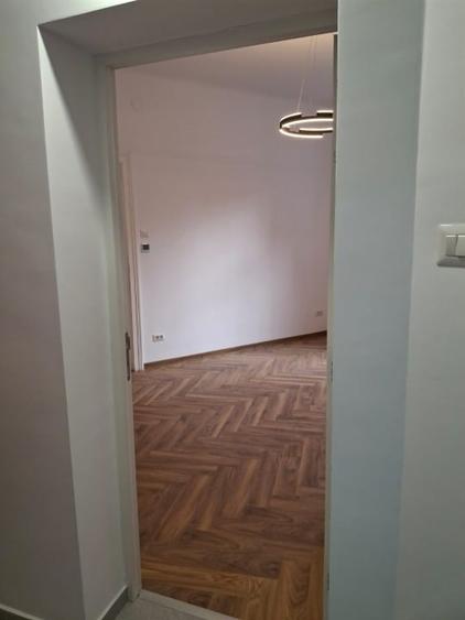 Apartament cu 2 camere semidecomandat, mobilat în Moșilor