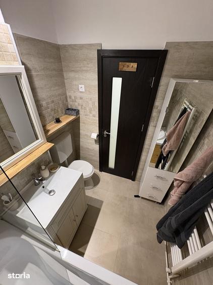 Apartament cu 3 camere decomandat în Valea Cetății