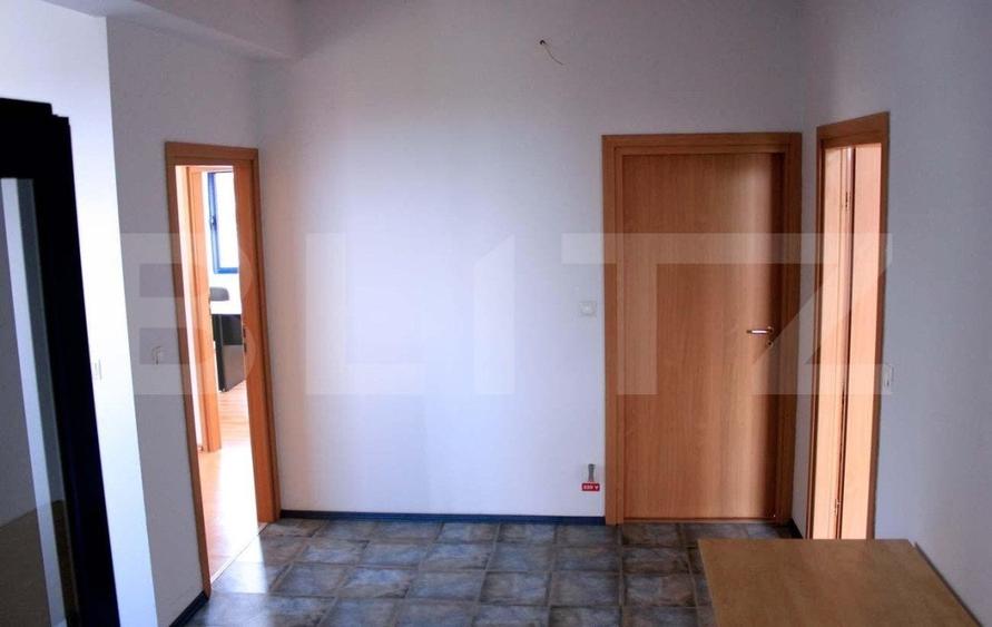Spațiu comercial, de 405 mp, în Central