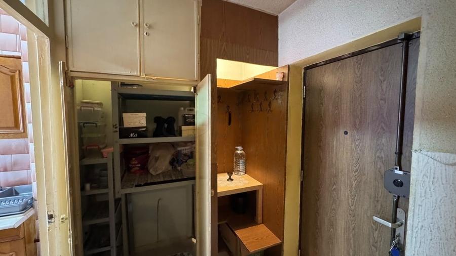 Apartament cu 2 camere decomandat în Lacul Tei