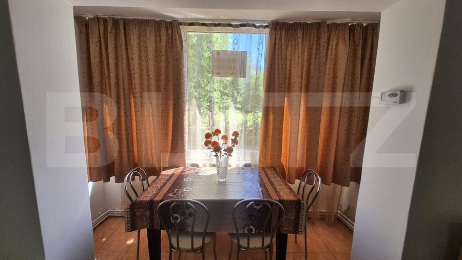 Apartament cu 2 camere semidecomandat, mobilat în Botizului