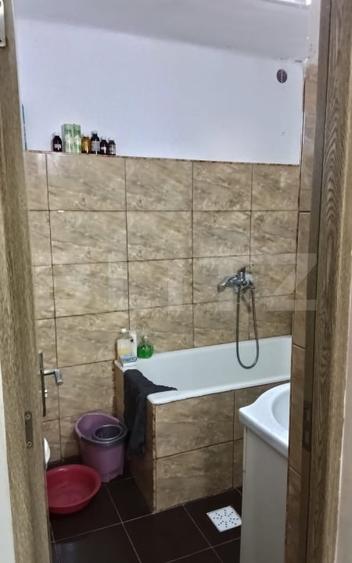 Casă individuală cu 5 camere cu Garaj în Luduș