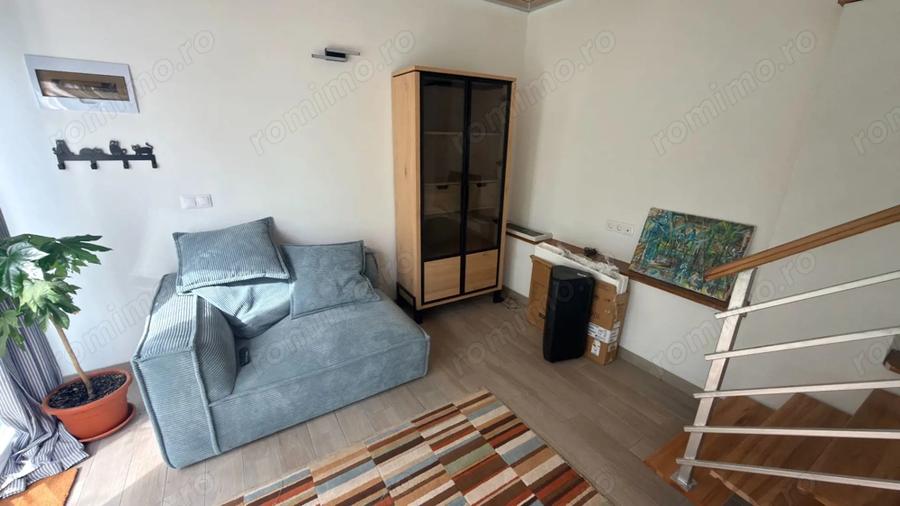 Casă cu 2 camere cu Teren 350 Mp în Central