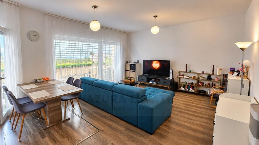 Apartament cu 3 camere decomandat, mobilat în Exterior Sud