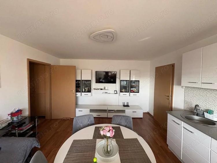 Apartament cu 3 camere decomandat, mobilat în Șagului
