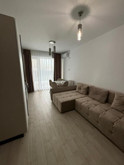 Apartament cu 2 camere semidecomandat în Central