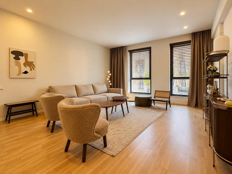 Apartament cu 2 camere decomandat în Polonă