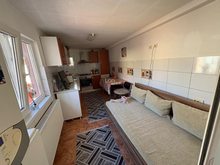 Casă cu 2 camere în Central