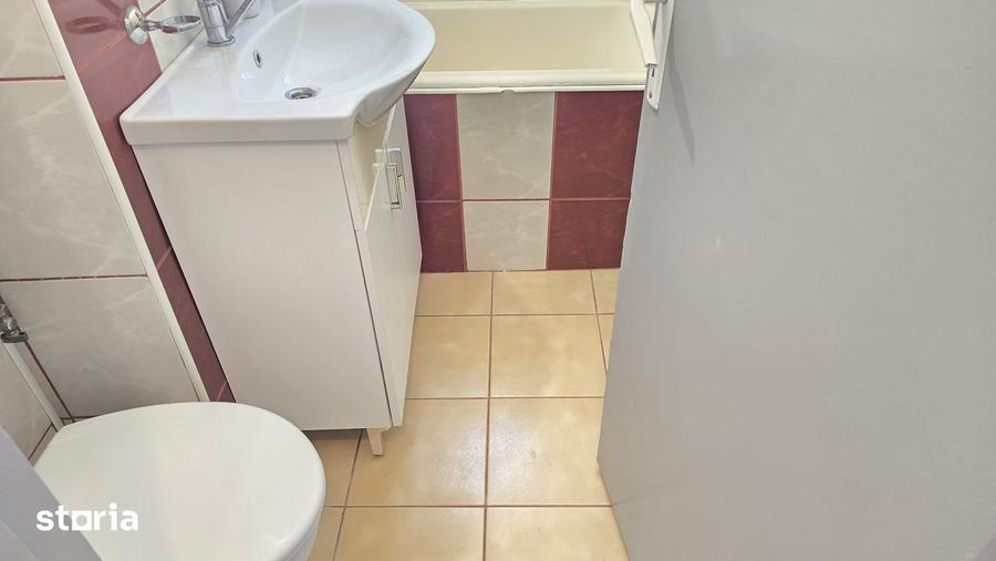 Apartament cu 2 camere în Zamfirescu