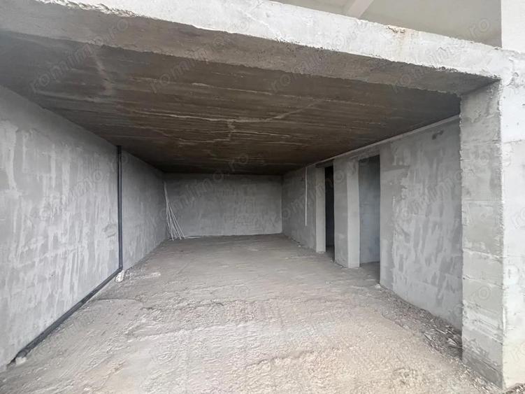 Casă cu 4 camere cu Teren 500 Mp în Nazna