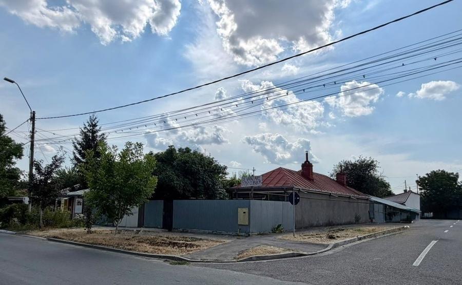 Casă cu 4 camere în Chercea
