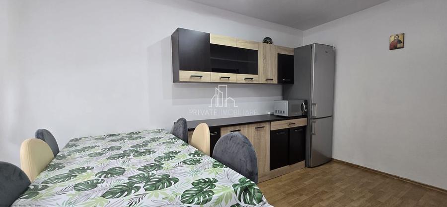 Apartament cu 2 camere decomandat în Est