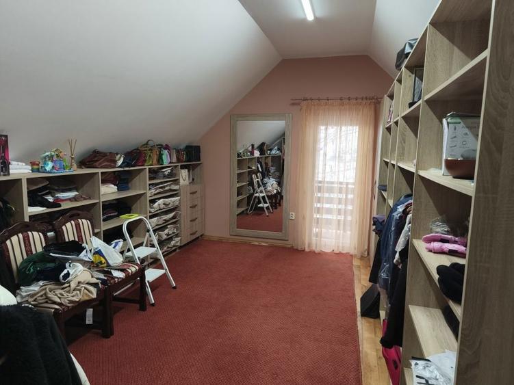 Vand casa cu teren - 7