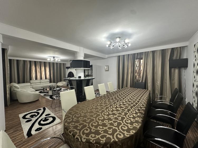 Vila individuala de vanzare cu 8 camere in zona 13 Septembrie - 6