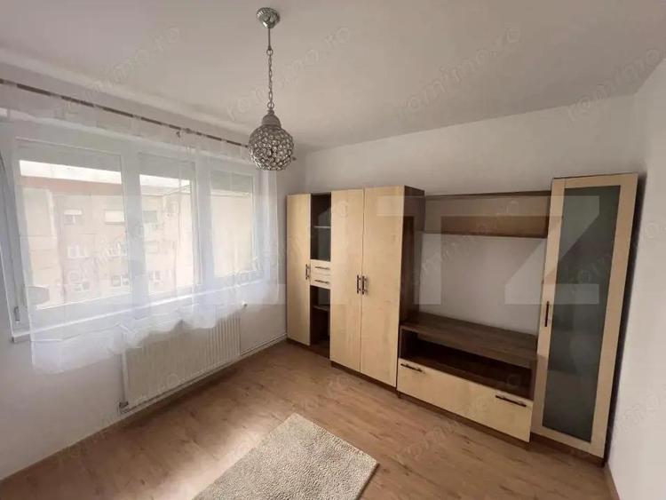 Apartament cu 2 camere, 50 mp, zona semicentrala - 2