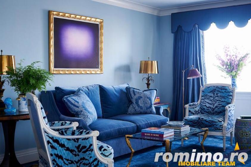 Film! Remarcabila functionalitate si distinctie, Central, Brasov, - 2