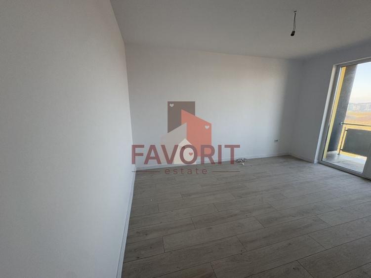 Disponibil imediat. Decomandat. TVA 21% inclus in pret - 5