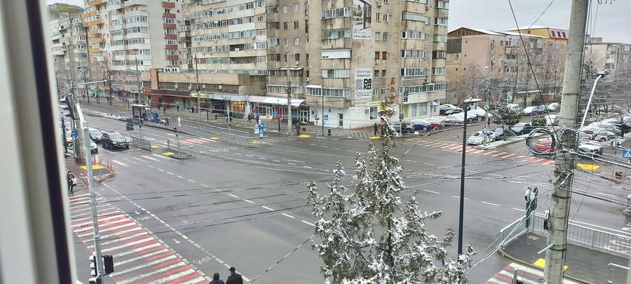 Inchiriat garsoniera ultracentrala-vedere spre intersectia principala - 7