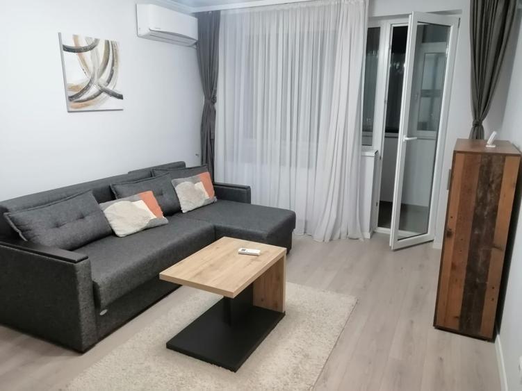 Apartament 2 camere, zona Tomis 1, etajul 3, centrala gaz. - 1
