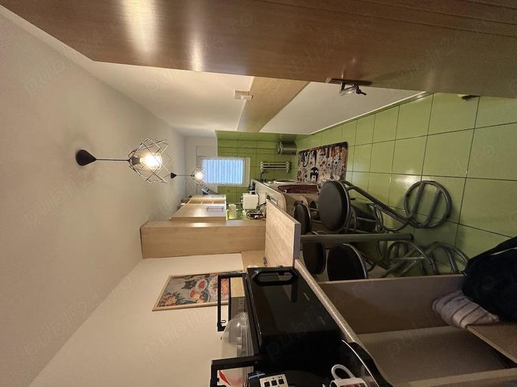 Apartament cu 3 camere semidecomandat în Lacul Tei